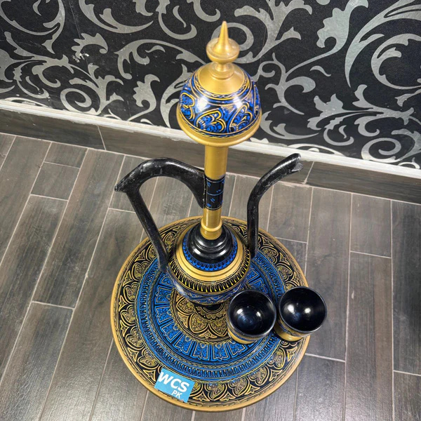 Umry Khyam Art Stand