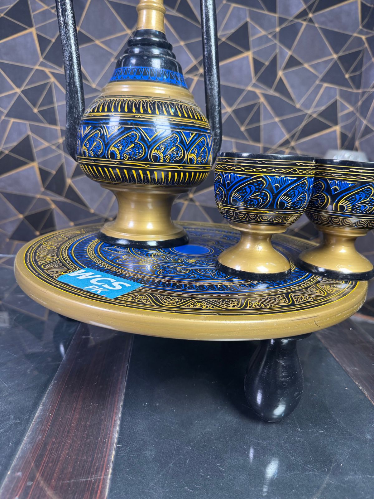 Umry Khyam Art Stand